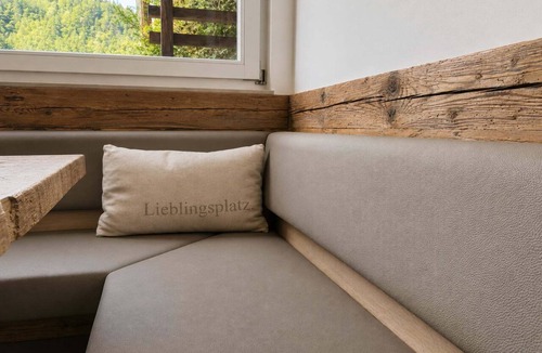 Kirchdorf in Tirol Apartment | Modern apartment with garden and mountain views