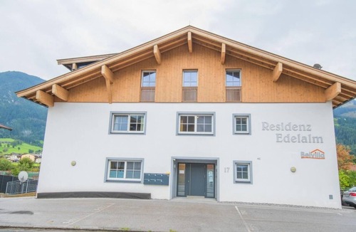 Lauterbach Apartment | Modern Apartment in Brixen im Thale near Ski Area