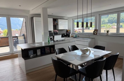 Pinsdorf Apartment | Moser Vacation Rental - Apartment, separate toilet and bathroom/shower