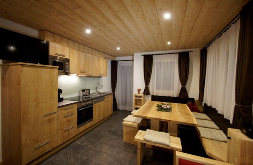 Fuegenberg Apartment | Mountain chalet Zillertal, near Spieljochbahn, cozy and familiar and quiet