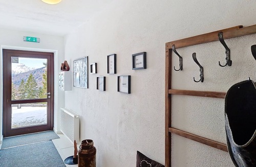 Navis Apartment | Naviser Hütte by Interhome