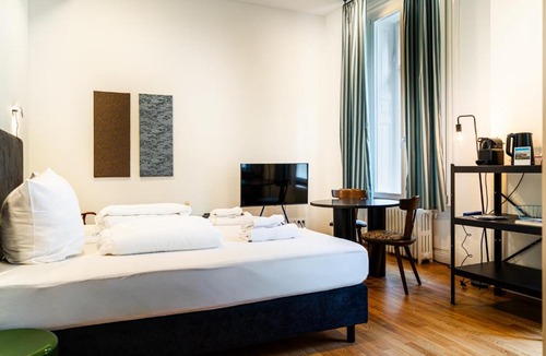 Bregenz Apartment | Neu Villa Schwerzenbach "Die Aurelia" - das goldene Erwachen