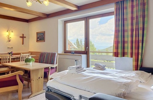 Katschberg Apartment | Nice apartment for 6 people with WIFI, TV, balcony and pets allowed