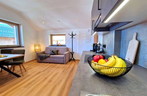 Außerweerberg Apartment | Nice apartment for 3 people with WIFI, TV and balcony