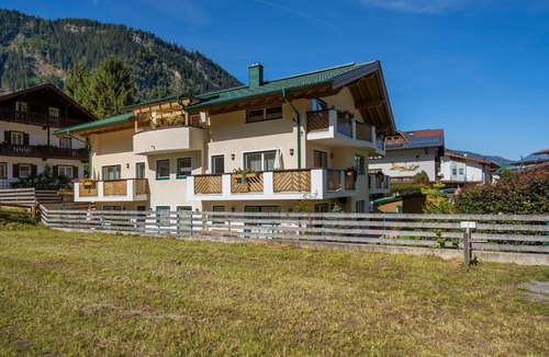 Mayrhofen Apartment | Nice apartment for 2 guests with WIFI, terrace and pets allowed