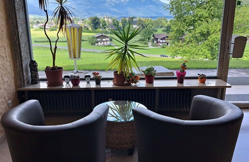 Strobl Apartment | Nice apartment for 4 people with WIFI, TV and balcony