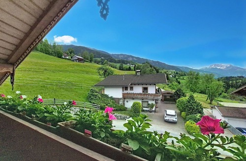Stummerberg Apartment | Nice apartment for 5 guests with WIFI, TV and terrace