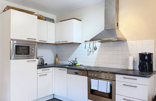 Rauris Apartment | Nice apartment for 6 people with WIFI, pool, TV and terrace