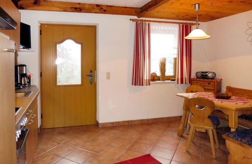 Emberg Apartment | Nice apartment for 4 guests with WIFI, TV and terrace