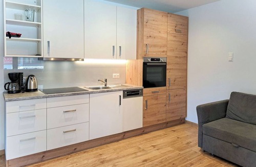 Muhlthal Apartment | Nice apartment for 12 people with WIFI, TV and balcony
