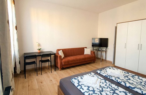 Simmering Apartment | Only 15 Min to Center - Comfortable 1BR Apartment with TV & WIFI