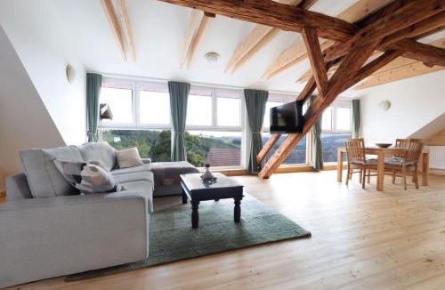 Hochegg Apartment | Panoramablick Bucklige Welt