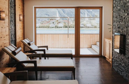 Sankt Veit im Pongau Apartment | Panoramic garden double room, shower or bath, WC - Empl, country and apartment house