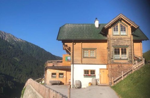 Navis Apartment | Peerfect Ferienwohnungen