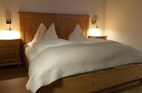 Oberwoelz Stadt Bed & Breakfast | Pension Geissler-Reicher