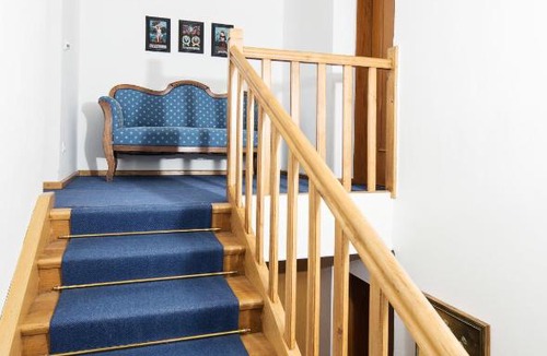 Anif House | Pension Schiessling