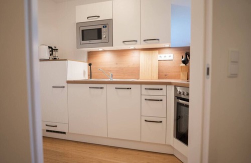 Rudolfsheim-Funfhaus Apartment | Penthouse with a terrace near Schönbrunn Palace