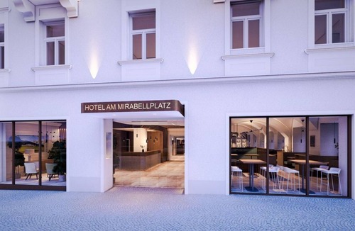 City Centre Salzburg House | Queensize - non-cancellable rate - IMLAUER Palais Mirabell