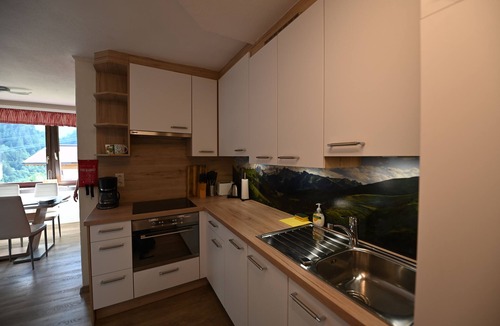 Kaprun Apartment | Recently renovated venue with last minute booking discounts through the summer.