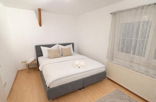 Stadl-Paura Apartment | RiverSide Living - Modernes Apartment am Pferdezentrum