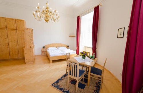 Gumpoldskirchen Hotel | Schloss Gumpoldskirchen