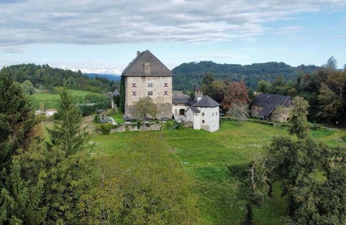 Moosburg Hotel | Schloss Moosburg Gästehaus