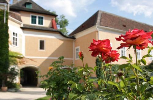 Schrattenthal House | Schloss Schrattenthal