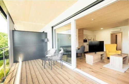Klopein Apartment | Seewirt Apartments: 2-Bedroom Apartment with Shower