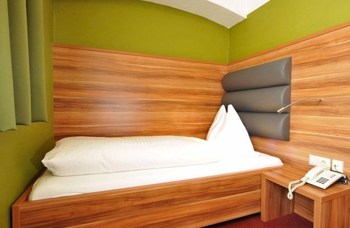 Spittal an der Drau House | Single room with shower/WC - Hotel Ertl