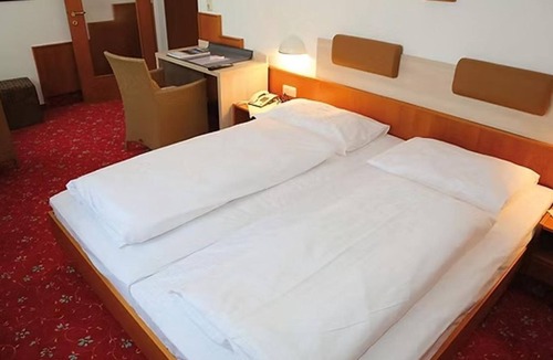 Steyr House | Single room, shower or bath, WC, 1 bedroom - Schwechaterhof