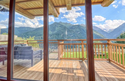 Kaprun House | Ski-in Ski-out Chalet Maiskogel 13A - by Alpen Apartments