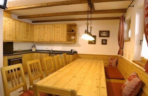 Hochkrimml Apartment | Ski lodge in Krimml with swimming pool