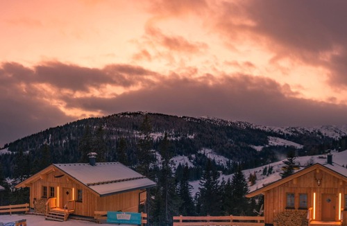 Lachtal House | Skihütte im Lachtal mit Kaminofen und Sauna by Interhome