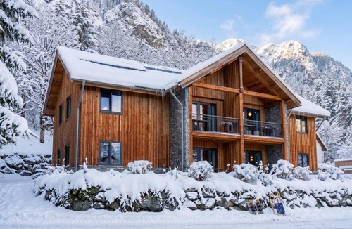 Lake Pressegger Apartment | Spacious apartment in the Alps close to a lake