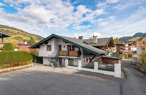 Kitzbuehel Apartment | Spacious apartment in a quiet location with a sauna in the center of Kirchberg