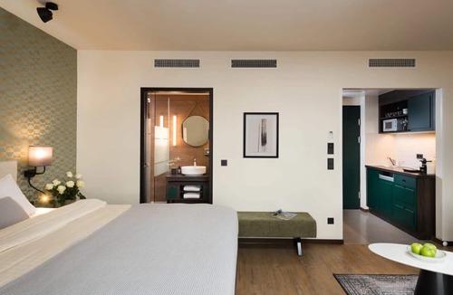 City Centre Salzburg Apartment | Spacious & Unique 2BR Suite Near Mirabell Palace
