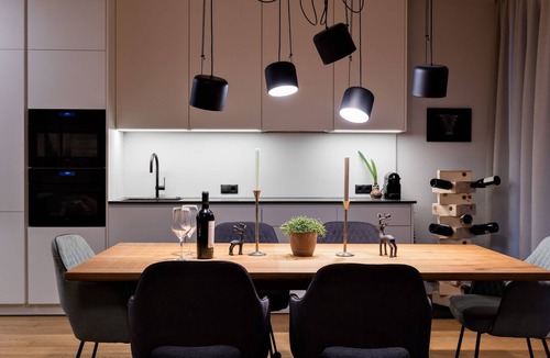 See Apartment | Stillvolle Luxus Wohnung in der Residenz Silvretta by Interhome