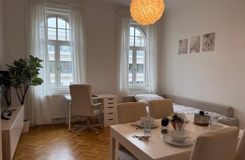 Oberdobling Apartment | Stilvolles zentrales Apartment im schönsten Bezirk Wiens - parking upon request