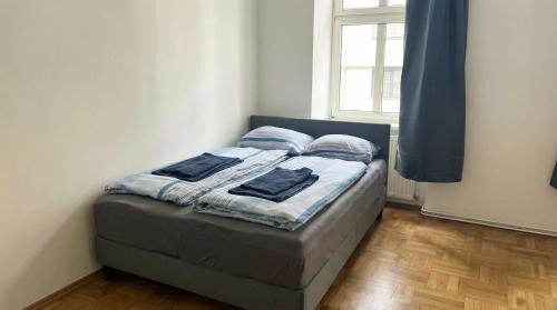 Simmering Apartment | Stylish 1BR City Apartment for 5, Great Location