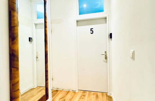 Matzleinsdorf Apartment | Stylish 1BR Retreat 2 | Near Matzleinsdorfer Platz