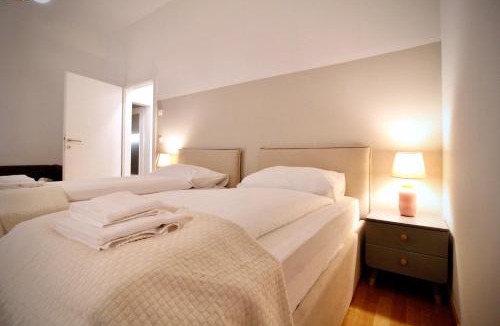 Josefstadt Apartment | Stylish Home in Viennas Central 9th District