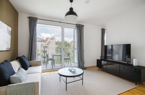 Vienna Apartment | Sweet Rudolfsheim-Fünfhaus 1BR w/Terrace, near Zoo, by Blueground