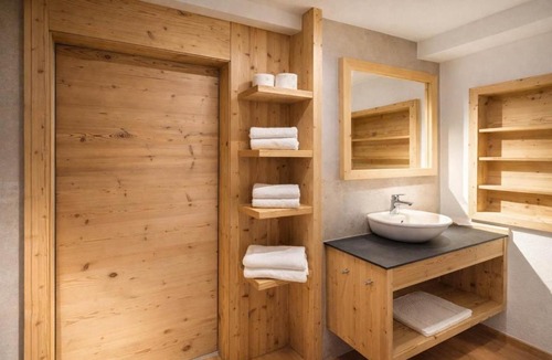 Stumm House | Tiroler TRAUMHAUS - a holiday home with mountain views and a garden