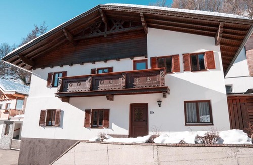 Innsbruck House | Traditionell-modernes Haus in Hötting