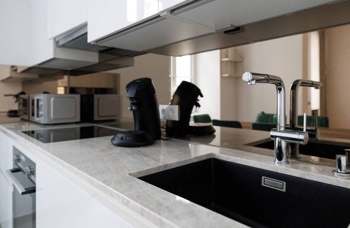 Weißgerber Apartment | Ultra Spacious 3-Bedroom 3-Bath Steps from Vienna's Historic Heart