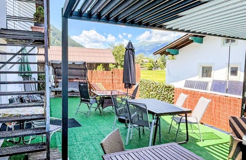 Hollersbach im Pinzgau House | Vacation home Dankl by Interhome