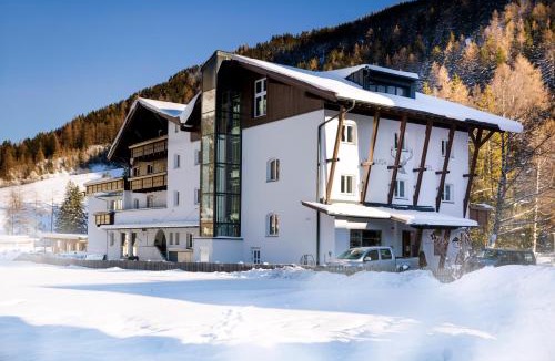 Sankt Anton am Arlberg Hotel | Valluga Hotel