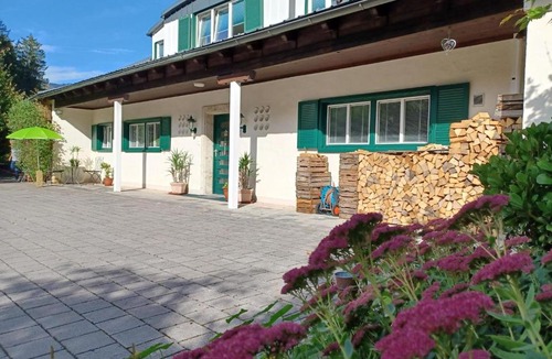 Bad Ischl Apartment | Villa Romy mit 3 Gästezimmer