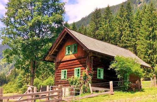 Rohrmoos-Untertal Cabin | Waldhäuslhütte - vacation home/3 bedrooms/shower, WC