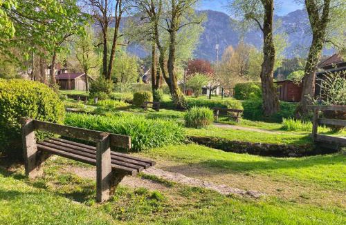 Bad Goisern Apartment | Whats-App Self-Check-IN - Villa Maria Theresia